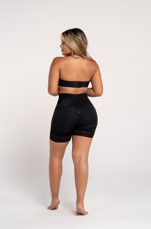 Short 1222 Broches – Moldeo, Estilo y Comodidad