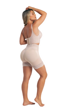 Short Liso 1226 – Estilo, Soporte y Confianza en una Sola Prenda